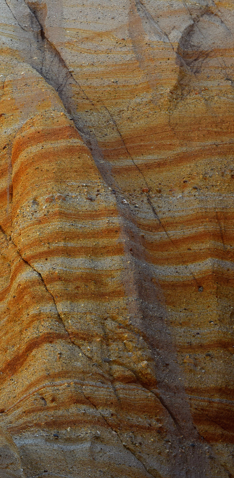 Sandstone with horizontal stripes